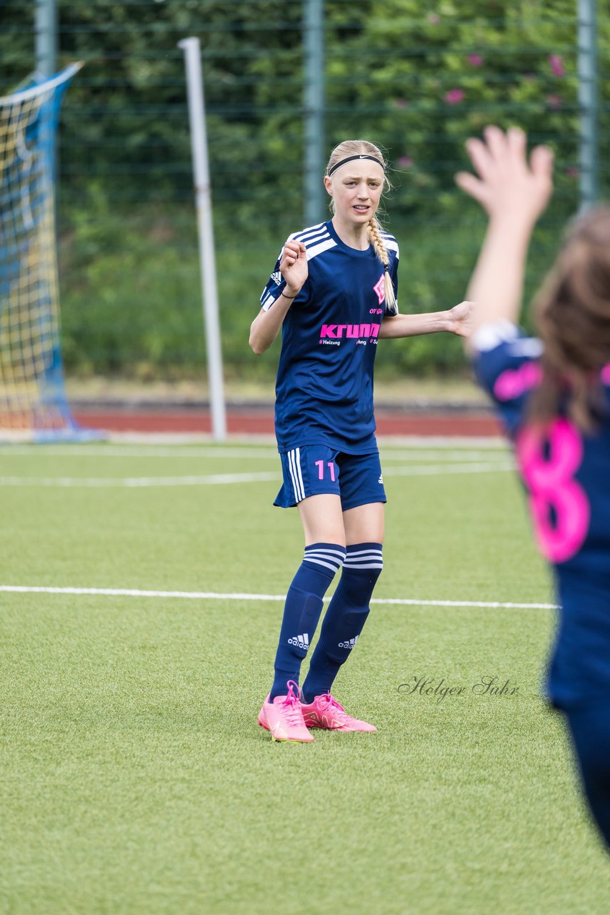 Bild 203 - wCJ Osterroenfelder TSV - VfL Pinneberg : Ergebnis: 0:15